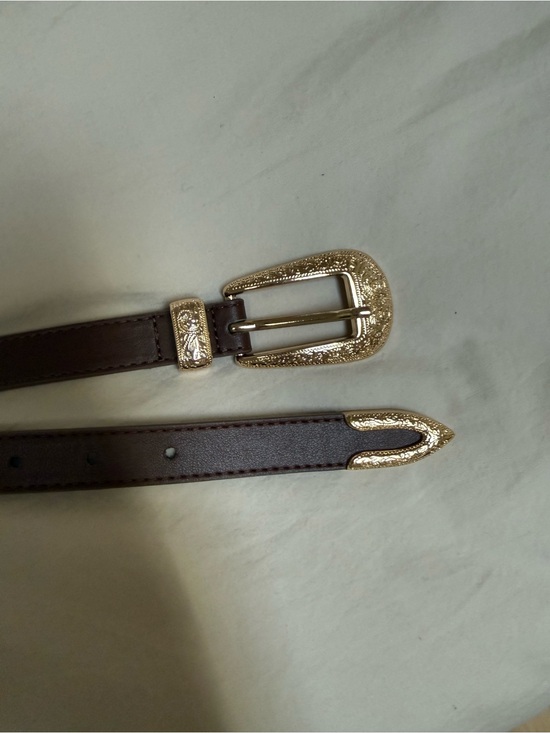 REVOLVE Accessories - REVOLVE Brown Leather Belt with Gold Western Buckle & Tip